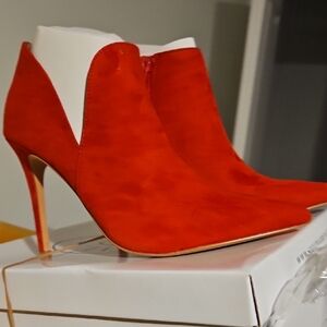 Steve Madden Vibrant Red Heeled Boots